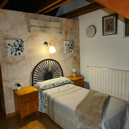 Tena Natural Holiday home Escarrilla